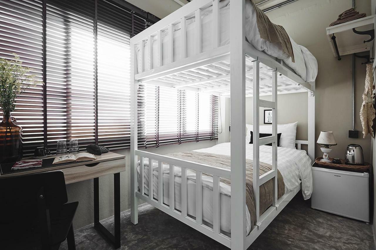 Ob-Oon Boutique Bed & Breakfast Бангкок Екстер'єр фото